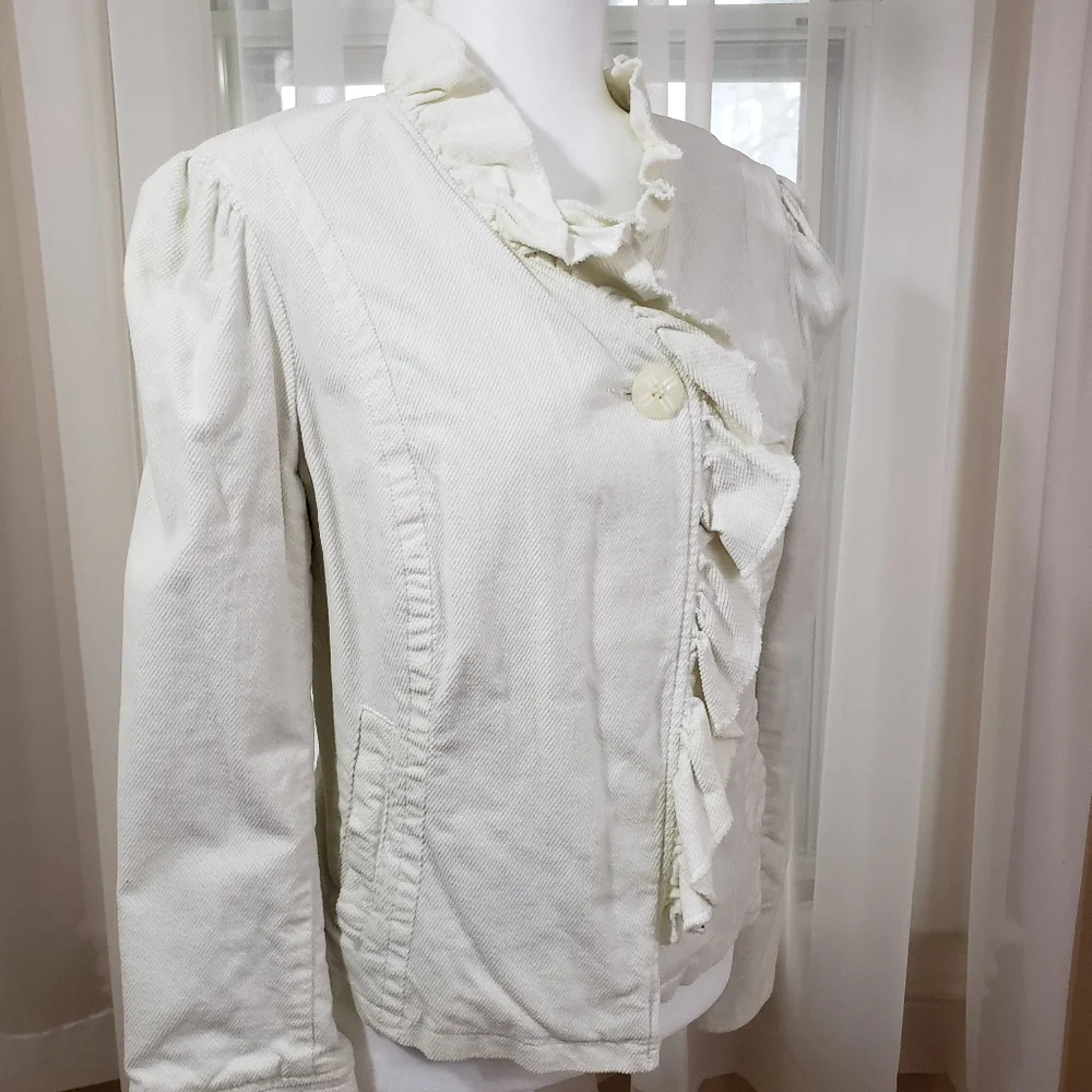 Lux Ruffle Jacket - Picture 7 of 8